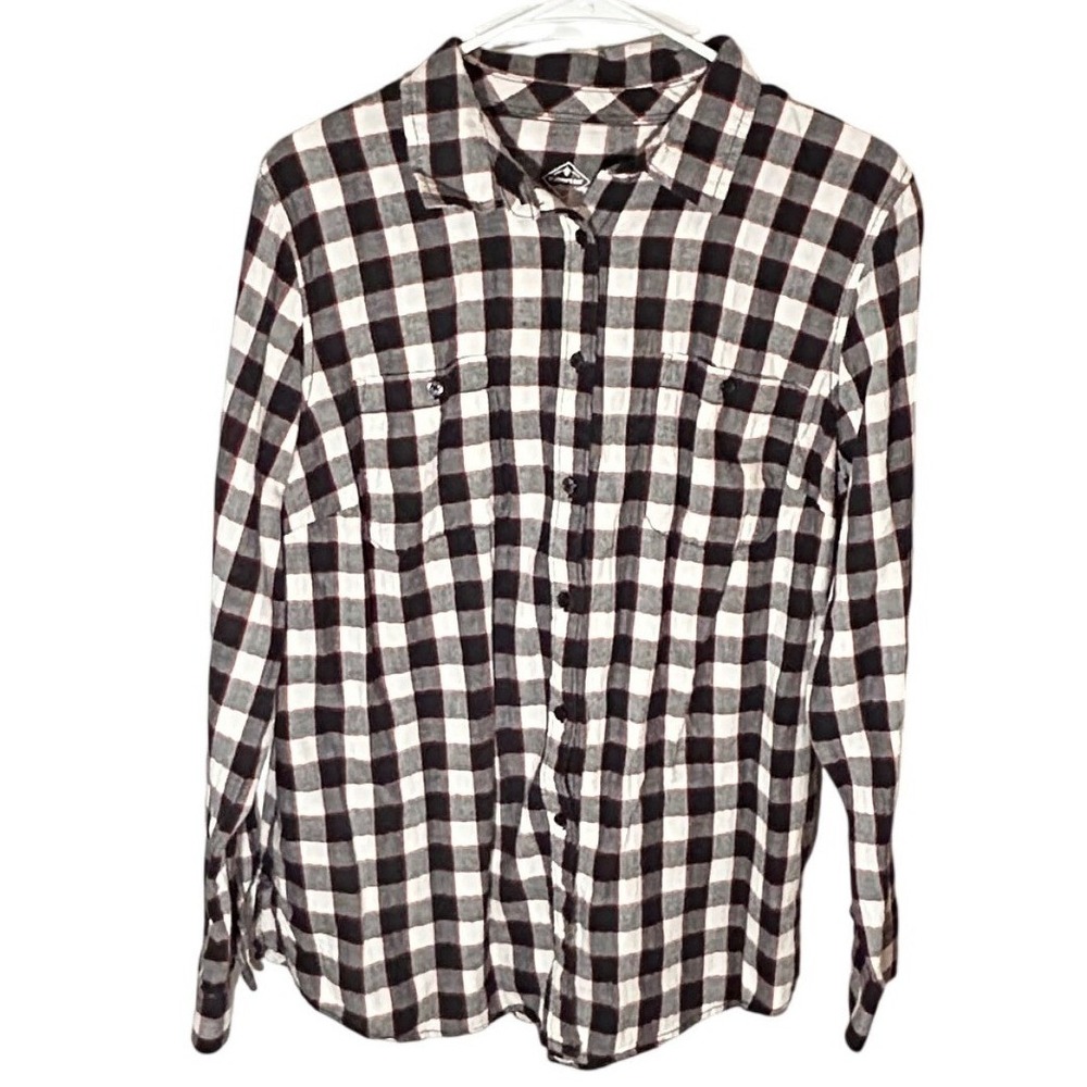 St. John's Bay Black White and Red Plaid Button Up Shirt Women's Size XL